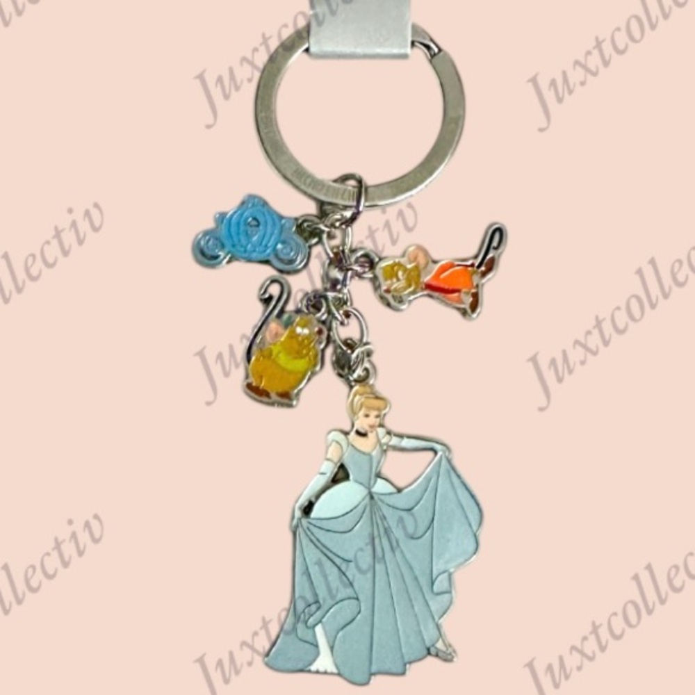 NWT Disney Parks Cinderella Keychain